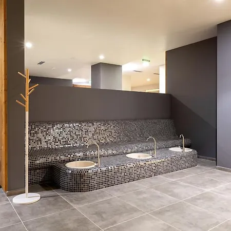 Daire Pirin Sense - - Free Parking *